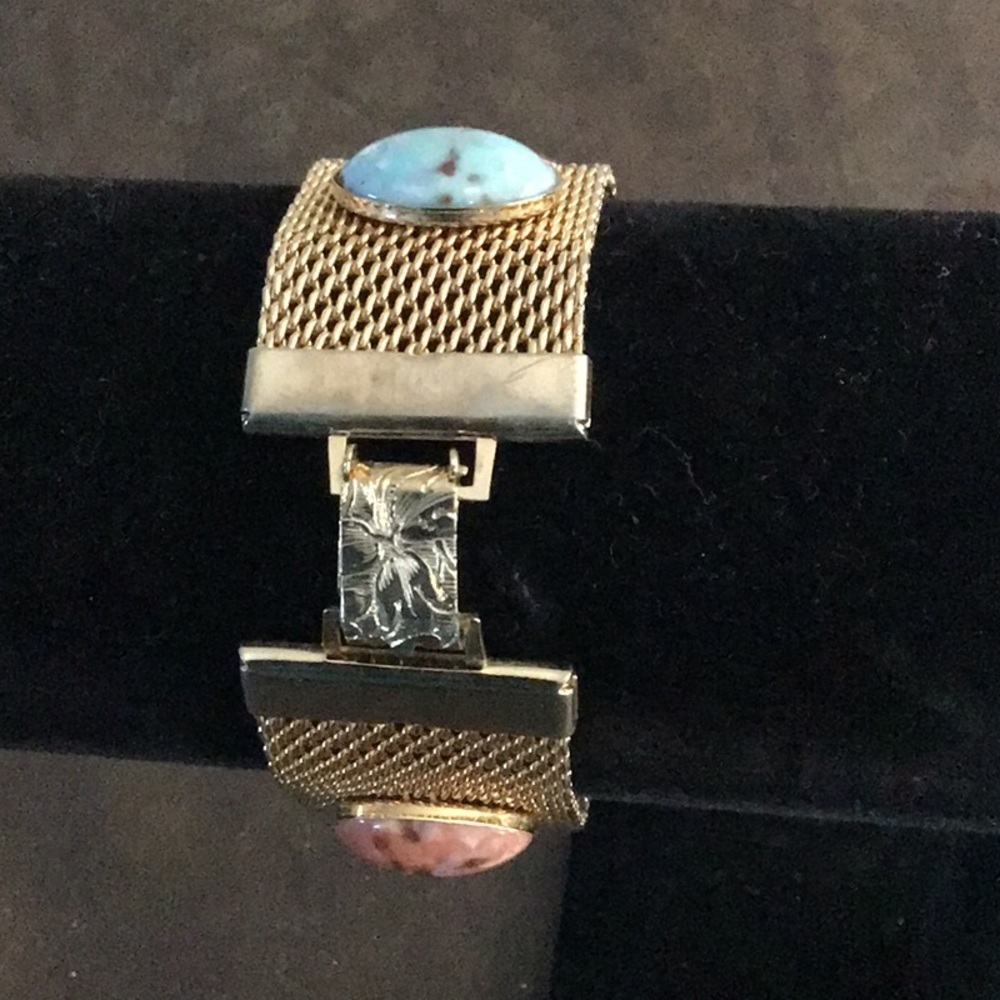 Beautiful vintage Sara Coventry gold mesh bracelet with cabochon stones. - Picture 2 of 4
